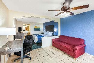 Days Inn & Suites By Wyndham Braunig Lake Elmendorf Habitación foto
